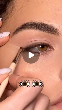 Eyes Makeup Looks, Makeup For Hooded Eyelids, Simple Makeup Natural, Eye Makeup Techniques, Smokey Eye Makeup Tutorial, Eye Makeup Steps, Most Beautiful Eyes, Simple Eye Makeup, Homecoming Makeup Looks