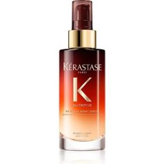 Il siero riparatore di Kérastase si prende cura dei capelli secchi mentre dormi, fornendo idratazione e morbidezza, grazie alla presenza di estratto di radice di iris e uno speciale mix vitaminico nella formula. L'estratto di radice di iris compensa la perdita quotidiana di idratazione e agisce per 8 ore. Un mix vitaminico di vitamine E, C, B3, B5 e B6 sigilla la cuticola, donando un finish setoso. Il siero si assorbe velocemente e non lascia residui fastidiosi.

Modo d'uso: applicare la sera sui capelli. Al mattino i capelli saranno pronti per lo styling consueto. Non serve risciacquare il prodotto. Kerastase Nutritive, Kerastase Hair, Skincare Shop, Morning Hair, Magic Night, Overnight Hairstyles, Night Hairstyles, Overnight Beauty, Scalp Serum