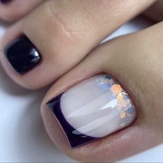 Pedicure Trends, Flower Toe Nails, Fall Toe Nails, Toenail Designs, Retro Nails