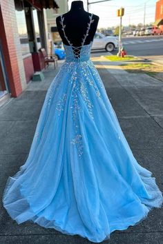 Светло-голубые аппликации V-образного выпускного выпускного платья A-Line Stunning Prom Dresses, Prom Dress Inspiration, Cute Prom Dresses, Long Prom Dresses, Party Gown, Pretty Prom Dresses, School Party, فستان سهرة, Custom Size Dresses