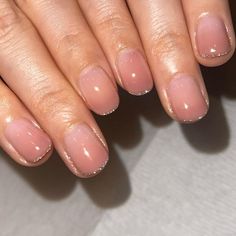 Tip Glitter Nails, Glitter Nails Winter, Christmas Nail Inspiration, Nails New Year, New Years Nail, Clean Girl Nails, Nails Festive, Vogue Nails, Year Aesthetic