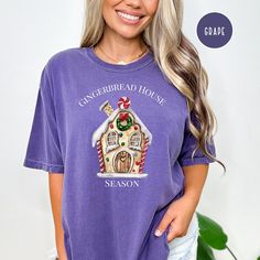 Gingerbread House Season Comfort Colors® Tee Shirt Gift, Gingerbread House Christmas Gift, Gingerbread House Shirt, Holiday Gift Tee Shirt. Orders are processed within 24 hours and shipped out within 2 to 5 business days. What you receive: Comfort Colors® Brand Adult Unisex Crewneck T-shirt Color Choices: Grape Yam Bay Berry Moss Blue Spruce Blue Jean Orchid Watermelon Sizes: Unisex adult sizing use size chart as a guide. These shirts are fitted and run true to size. If you prefer a loose fit go Comfort Colors Tee, Oversized Tee, Dye T Shirt, Gingerbread House, Comfort Colors, Holiday Gifts, Colorful Shirts, Favorite Outfit, Loose Fitting