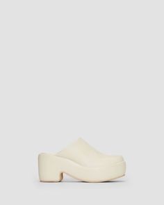 The Puffa Clog Parchment – Everlane Modern Clogs With Padded Heel, Modern Clogs With Padded Heel And Round Toe, Modern Synthetic Platform Clogs, Leather Clogs With Chunky Platform, Spring Chunky Platform Slip-on Clogs, Leather Platform Slippers With Chunky Platform, White Leather Clogs With Textured Sole, Modern Leather Clogs With Padded Heel, Leather Clogs With Chunky Platform And Round Toe