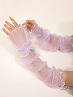 Detail Couture, Lovely Lavender, Arm Sleeves, 가을 패션, Arm Sleeve, Mode Vintage, Lace Sleeves, Aesthetic Clothes, Pretty Outfits