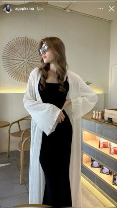 Outfit Fake Ig Profile, Qatar Outfits, Abaya Look, Dubai Fits, Demure Outfit, Girly Core, Christian Modesty, Dubai Outfits, Holiday Fits