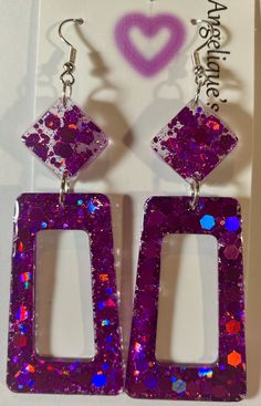 Glitter Resin and silver earring hooks Blue Beaded Earrings, 90s Looks, Gold Flakes, Trendy Earrings, Earring Hooks, Silver Earring, Houston Tx, Beaded Earrings, Jewelry Earrings Dangle