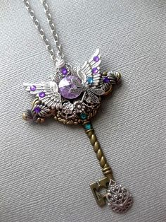 Fantasy Steampunk Key Necklace Listing is for 1 Necklace ☺Fashion ☺Fantasy ☺Magical ☺Imaginative ~ Pendant Height Approximately 3.5 inches (see pics for size comparison against American quarter) ~ Wonderfully and Uniquely made with great attention to detail ~ You Choose Your Chain Length (choose during checkout process) ☻ Link To More Wonderful Items: https://www.etsy.com/shop/FashionCrashJewelry?ref=hdr_shop_menu INTERNATIONAL CUSTOMERS, PLEASE REVIEW MY SHIPPING & POLICIES FOR SHIPPING TIM Metal Key Pendant Jewelry, Vintage Pendant Jewelry With Keys, Key Pendant Jewelry In Metal, Steampunk Jewelry With Keys For Gifts, Bohemian Jewelry With Keys As Gift, Vintage Metal Jewelry With Keys Detail, Vintage Metal Jewelry With Keys, Vintage Metal Key Jewelry, Vintage Metal Jewelry With Two Keys