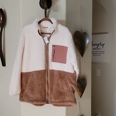 This Soft Fluffy Sherpa Jacket Says Fall All Over It Just Gorgeous Colorblocking Is Very Stylish And Upbeat Pit To Pit 28" Length 29.5" Approximately Nwt Fluffy Jacket, Sherpa Jacket, Earth Tones, Color Blocking, Zip Ups, Girl Fashion, Jackets & Coats, Jackets For Women, Plus Size