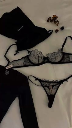 Lingeniere Aesthetic, Cute Bras Aesthetic, Cute Bras, Classy Aesthetic, Feminine Aesthetic, Cute Poses For Pictures