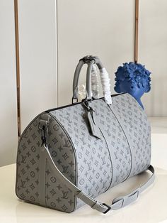 LUB Fashion Lu-Vi Bags - 16753 A+ Excellent Quality copies; Contact us if you've any questions in your mind. Lv Luggage Travel, Louis Vuitton Luggage Set, Para Sf, Luggage Sizes, Louis Vuitton Keepall, Carry On Luggage, Travel Bag, Louis Vuitton Bag, Contact Us