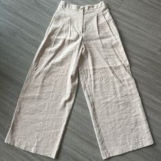 New Without Tags, Never Worn. Topshop Size 2 Blush Pink Trousers. Feel Free To Message With Questions! Feminine Beige Wide Leg Bottoms, Feminine Cream Bottoms For Work, Feminine High-waist Beige Bottoms, Pink Trousers, Jumpsuit Trousers, Size 2, Blush Pink, Pant Jumpsuit, Blush