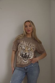 tiger graphic tee Trendy Fall T-shirt With Front Print, 90s Inspired Graphic Print Fall Tops, 90s Inspired Graphic Print Tops For Fall, Trendy Distressed T-shirt For Streetwear, Trendy Acid Wash T-shirt For Fall, Brown Grunge Graphic Print T-shirt, Brown Grunge T-shirt With Graphic Print, Brown Grunge Style T-shirt With Graphic Print, Trendy Oversized Distressed T-shirt