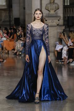 Georges Hobeika جورج حبيقة, Dressing Design, Haute Couture Paris, Elegant Gowns, Georges Hobeika, Dream Dresses, Blue Gown, Zuhair Murad