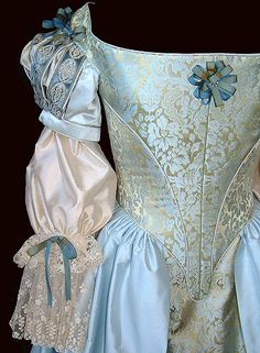 close-up of seventeenth century restoration-style wedding corset and skirt in blue-gold brocade.  Swoon Slashed Sleeves, 17th Century Fashion, Century Dress, Century Clothing, Vintage Gowns, Historical Dresses, Fantasy Fashion