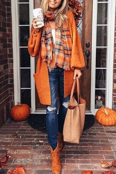 60 Outfits, Fall Outfits 2018, Plain Cardigan, Fall Fashion Coats, Fashion Preppy, Orange Cardigan, Autumn Look, Long Sleeve Knit Sweaters, 가을 패션