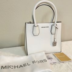 Brand New With Tag Details3 Part Entrydetachable Adjustable Strap W18‘’-22‘’ Drop White Formal Shoulder Bag With Zipper Closure, Formal White Shoulder Bag With Zipper Closure, Designer White Shoulder Bag With Zipper Closure, Michael Kors Modern White Shoulder Bag, Michael Kors White Shoulder Bag With Silver-tone Hardware, White Michael Kors Shoulder Bag With Silver-tone Hardware, Modern Michael Kors White Shoulder Bag, Modern White Michael Kors Shoulder Bag, Formal White Michael Kors Bag