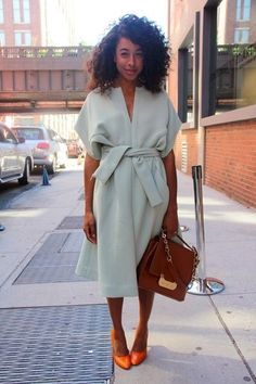 Sukienki Maksi, Corinne Bailey Rae, Walking Down The Street, Inspiration Mode, Looks Style, Mode Inspiration, Trendy Dresses, Street Styles