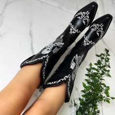 🤍Faster shipping on Diastudios.co.uk  Vegan 🌱 Sizes available: 3-9 UK sizing 🤍If you love these, check out my website, for discounts and new items: (Faster delivery for UK orders also available) diastudios.co.uk  🤍Discount code: 'NEWBIE' Trendy Black Boots For Alternative Fashion, Black Grunge Mid-calf Boots For Fall, Black Alternative Martin Boots For Winter, Alternative Style Black Martin Boots For Winter, Black Punk Martin Boots For Fall, Black Alternative Martin Boots For Fall, Black Alternative Style Martin Boots For Fall, Black Grunge Heeled Boots For Winter, Fitted Black Grunge Boots