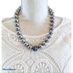 Vera Wang Silver Balls With Rhinestone Adjustable Necklace. Necklace Hangs Approximately 9 Inches To 10 1/2 Inches Long. Never Worn. Nwot Elegant Silver Beaded Necklaces With Rhinestones, Elegant Silver Beaded Necklace With Rhinestones, Elegant Beaded Rhinestone Necklace With Round Beads, Beaded Rhinestone Necklace For Formal Occasions, Black Long Necklace, Vera Wang Jewelry, Lariat Style Necklace, Sapphire Diamond Pendant, Beaded Bib Necklace