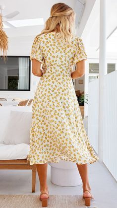 The EMES SHOP dress is detailed with beautiful floral prints. Features a v neck line. puff sleeves. flowy skirt. and mid-calf length. Pair it with heels and light accessories for a beautiful look.MATERIAL:100%SoftCotton MEASUREMENTS:Dress Length is 41"-43"in Small | Bust: 35"-37"in & Waist: 24"-26"in Medium | Bust: 37"-39"in & Waist: 26"-28"in Large | Bust: 39"-41"in & Waist: 28"-30"in X Large | Bust: 41"-43"in & Waist: 30"-32"in MEASUREMENTS:Dress Length is104"-109"cm Small | Bust: 88"-93"cm& Waist:60"-65"cm Medium | Bust:93"-98"cm & Waist: 65"-70"cm Large | Bust: 98"-103"cm & Waist:75"-80"cm X Large | Bust:103"-108"cm & Waist:80"-85"cm Classy Business Outfits, Vacation Dress, Breezy Dress, Trendy Fashion Outfits, Short Sleeve Mini Dress, Mini Dresses Summer, Vacation Dresses, Summer Fashion Outfits, Flowy Skirt