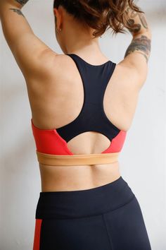 Black Multi Color Block Racerback Strap Classic Silhouette Sports Bra Activewear Top /3-1 Pool Party Wear, Trendy Activewear, Sports Bra Set, Perfect Workout, Workout Attire, Bra Straps, Classic Silhouette, Bra Set, Active Wear Tops