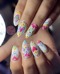 One Different Nail Design, Nail Art Designs Colorful, Dia Los Muertos Nails, Folk Nail Art, Mexico Nail Art, Mexican Flower Nails, Fiesta Nails Designs, Mexican Nail Art Mexico, Cantarito Nails