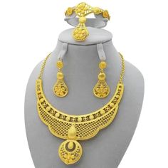 43684312645826 Bride Necklace, Moroccan Jewelry, Women's Jewelry Sets, Fashion Jewelry Sets, Jewelry Choker, Wedding Jewelry Sets, Gold Plated Jewelry, Jewelry Plate, Ring Bracelet