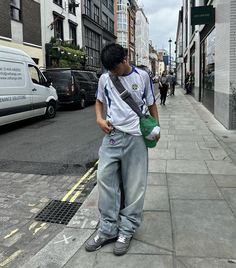 Boy Streetwear, Guys Fits, Streetwear Outfit Ideas, Instagram London, Football Fashion, Streetwear Fits, Mens Trendy Outfits, Street Style Outfits Men, Street Fashion Men Streetwear