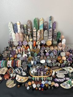 Intuitively chosen crystal mystery box! Pick your mystery box size, and leave a note with your favorite stones, intentions, and type of stones. I will create a gorgeous box especially for you. Possible items included is everything in the pictures and more such as towers, spheres, palm stones, carvings, bowls, tumbles, dragon heads, bracelets, rings and more. Be sure to let me know if you have any other special requests. I promise a beautiful box full of amazing high quality crystals. Each piece in my collection has been personally hand picked by me. I will hand pick each item in your incredible box.  Free US Shipping! Incredible Value! $25 Box - At least a $45 value or more  $50 Box - At least a $70 value or more $100 Box - At least a $175 value or more These are a natural stone product an Luxury Handmade Crystals For Gift, Rock And Mineral Gifts, Furniture Of Rocks Christals, Crystals To Give As Gifts, Big Crystals Home Decor, Crystal Store, Dragon Heads, Owl Feather, Crystals Store