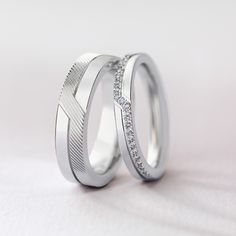 De Beers Promise bands Couple Bands, His And Her Wedding Rings, Couple Ring Design, Promise Band, Jewelry Design Drawing, Pave Band, Rings Jewelry Fashion, Diamond Jewelry Designs, Jewelry Rings Diamond