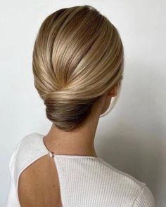 Low Bun Covering Ears, Low Bun With Bow, Hairstyle For Gala Night, Up Do Wedding Hair, Ponytail For Long Hair, Low Bun Wedding Hair, Bride Hairstyles Updo