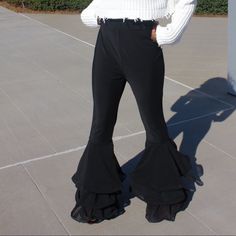 Super Stacked Flared Black Pants. Long Leg Pants Into Wide Layered Flare. Layered Light Weight Material. Gothic Flare Pants, Ruffle Flare Pants, Ruffle Bottom Pants, Plus Size Flare Pants Outfits, Flare Pants Outfit Ideas, Flowing Clothing, Bellbottom Pants Outfits, Fyodor Cosplay, Masquerade Suit