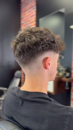 Mid Fades Men, High Fade With Fringe, Midfade Haircut For Men Short, Two Block Haircut Men Korean Short, Low Drop Fade Textured Fringe, Massy Arias Hair, Mid Fade With Curly Hair, Men Haircut Mid Fade, Midfade Curly Hair