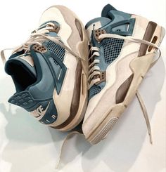 Swaggy Shoes, Sneaker Posters, Nike Air Jordan 4, Trendy Shoes Sneakers, Dr Shoes, Jordan Shoes Retro, All Nike Shoes, Cute Nike Shoes, Fresh Shoes