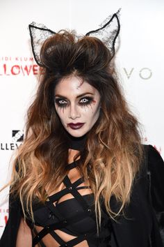 And where to buy the best Halloween costumes online. Fantasy Make-up, 2015 Halloween Costumes, Halloween Make-up Looks, Annual Halloween Party, Halloween Makeup Pretty, Diy Kostüm