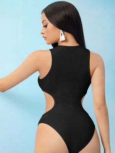 SHEIN SXY Body con abertura lateral unicolor | SHEIN USA Black Sleeveless Bodysuit For Club, Sleeveless Black Bodysuit For Club, Sleeveless Cutout Swimwear For Club, Chic Sleeveless Cutout Bodysuit, Black Sleeveless Swimwear For Party, Chic Sleeveless Bodysuit With Cutout Details, Sleeveless Cutout Bodysuit For Night Out, Cutout Sleeveless Bodysuit For Night Out, Party Sleeveless Cutout Tank Top