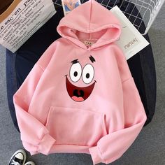 Spongebob Patrick, Hoodie Cartoon, Nickelodeon Spongebob, Outfit Hoodie, Mode Turban, Stylish Hoodies, Trendy Hoodies, Street Sweatshirt, Sponge Bob