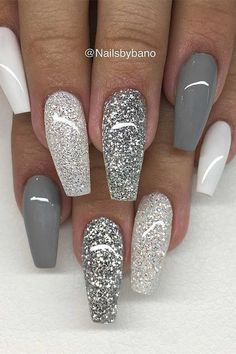 White Sparkly Nails, Silver Acrylic Nails, Grey Nails, White And Silver Nails, Nails White