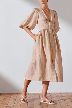 Taupe Dresses, 50s Housewife, Clothes Business, Taupe Dress, Dress Idea, 70s Disco, Shona Joy, Summer Mood, Mode Inspo