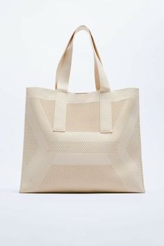 ZARA NEW WOMAN FABRIC SHOPPER BAG BEIGE FABRIC SHOPPER BAG REF. 6053/810 New with tags   100% AUTHENTIC GUARANTEE (Purchased directly from ZARA)!!! All items are professionally stored. FINAL SALE, NO return, NO exchange. Your satisfaction is very important. Please contact us for assistance. Terms &Conditions (Please read them carefully before you purchase items!!!) 1)   Immediate Payment Required (If payment is not received within 24 hrs of buying, the item will be re-listed).   2)   To protect Fabric Tote Bags, Latest Bags, Zara New, Fabric Tote, Zara Woman, Shopper Bag, Leather Fabric, Zara Women, Inside Pocket