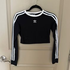 Size S Worn Once, Nwot Trendy Fitted Adidas Tops, Fitted Adidas Tops For Streetwear, Black Adidas Tops For Sports, Adidas Fitted Streetwear Tops, Gymnastics Fits, Reggaeton Dance, Adidas Clothes, Adidas Crop Top, Adidas Outfit Women