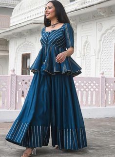 Latest Traditional Dresses, Simple Lehenga, Long Frock Designs, Long Gown Design, Simple Frocks, Lehenga Designs Simple, Traditional Contemporary