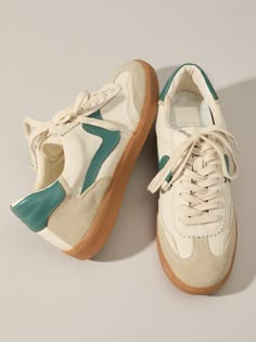 This fashion sneaker mixes texture and patterns for an elevated look and a whole lot of interest. Add a cool factor to your office outfits or casual shoe collection. Granola Shoes, Canada Trip, Fun Shoes, Minimal Wardrobe, Perfect Sneakers, Clothing Pieces, Fall Inspo, Casual Sneakers Women, Cute Nikes