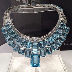 Jewelry Vault, Incredible Art, Aquamarine Necklace, Aquamarine Jewelry, Royal Jewels, Aqua Marine, Fabulous Jewelry, Blue Jewelry, Fantasy Jewelry