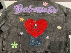 Where all my bebesotas at?? Jean jacket in machine wash black color with an oversized fit!! Customized with bebesota rhinestones and un verano sin ti logo heart. Flowers do glow in the dark with our holographic glow in the dark vinyl Any questions please message us!! Thank you, J B Designs Bd Gifts, Valentine Backgrounds, Day Wallpaper Aesthetic, Background Valentines Day, Wallpaper Hearts, Custom Jeans Diy, Valentine Wallpaper, Valentines Wallpaper Iphone, Custom Jean