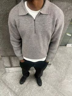 Mens Fall Outfits, Sweater Outfits Men, Cr7 Jr, Drip Outfit Men, Classy Outfits Men, Black Men Street Fashion, Men Street Fashion, Dope Outfits For Guys, Grey Jumper