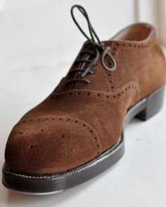 Gents Shoes, Black Oxford Shoes, Men's Wedding Shoes, Suede Oxfords, Bespoke Shoes, John Lobb, Oxford Shoes Men, Business Shoes, Brogue Shoes