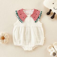 Style: Casual Color: White Size: : 3-6M (66cm), 6-9M (73cm), 9-12M (80cm), 12-15M (90cm) Sleeve Type: Sleeveless Season: Spring/Summer Material Composition: Cotton100% Applicable Gender: Female Care Instructions: Professional Dry Clean, Handle With Care, Use Mild Detergent. Summer Baby Outfits, Classic Baby Clothes, Baby Summer, 4th Of July Outfits, Girl Fits, Girls Boutique