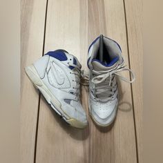 **Good Condition For Age & Intended Use. Yellowing Is Decent Considering Age. See All Pics For Personal Judgment Prior To Purchase** **Wearable!! Stress Tested And Held Up. Wear At Your Own Risk** No Intro Needed. These Are Straight From The 90s Vault. Such A Beautiful Pair For Being 32 Years Old. Nike Shoes Vintage, No Intro, 32 Years Old, Shoes Size 6, Hold Ups, Vintage Women, The 90s, White Nikes, Vintage Shoes