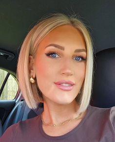 Long Balayage Bob, Fine Hair Bob Hairstyles, Bob Cuts For Fine Hair, Julianne Hough Short Hair, Hair Extension Lengths, Bangs Bob, Icy Blonde Hair